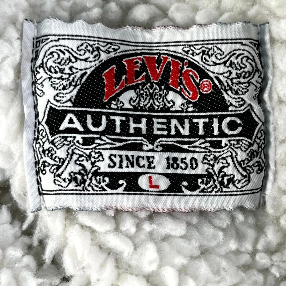 Vintage Authentic Levi's Trucker Jacket Mens Large White Sherpa Lined USA Made